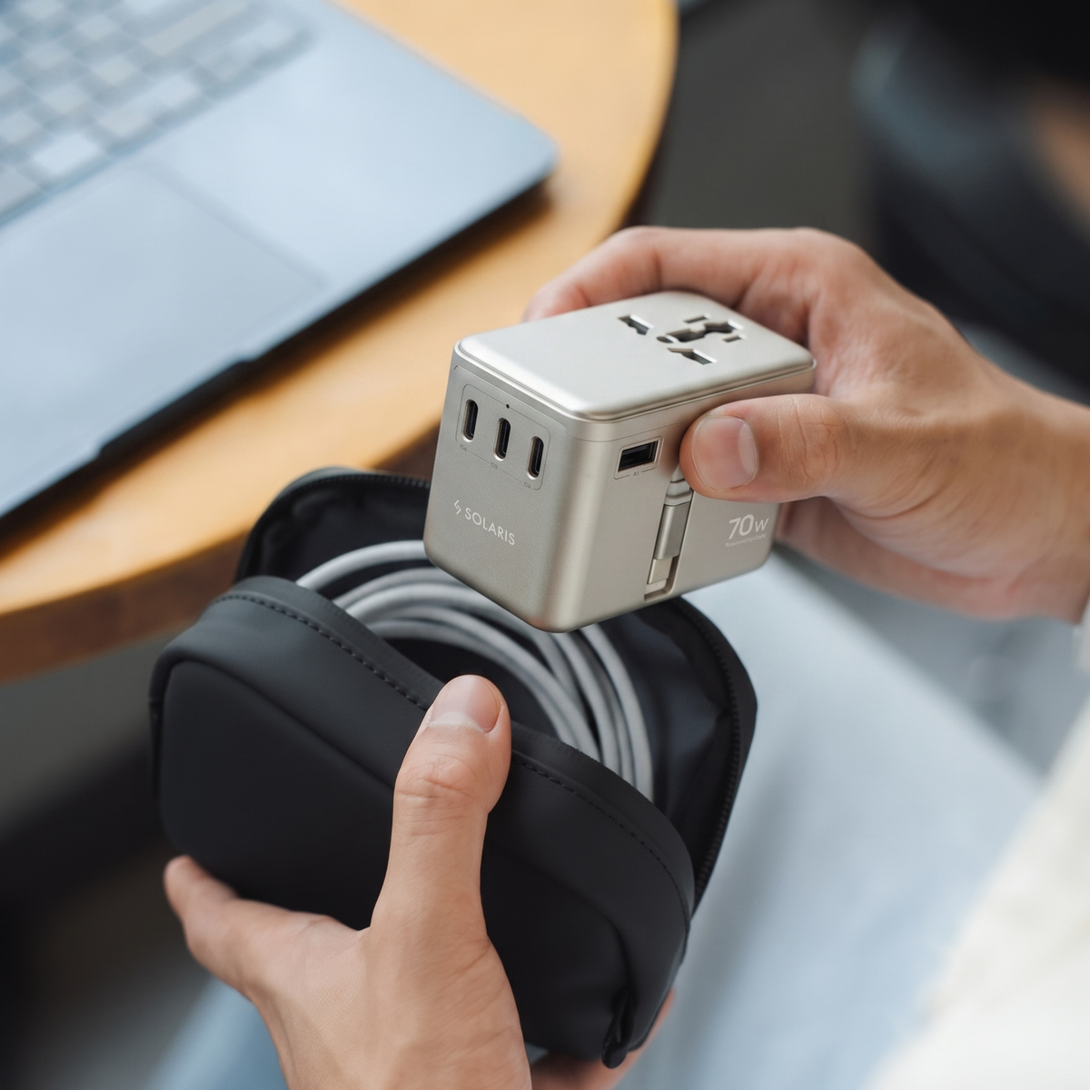 70W Globex GaN Travel Adapter