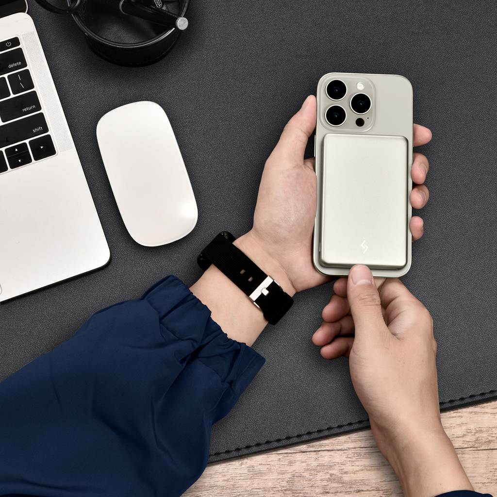 Amppack 10,000mAh Magnetic Fast Charging Wireless Powerbank